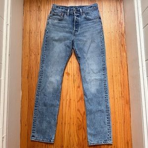 Levi 501 jeans, medium wash
